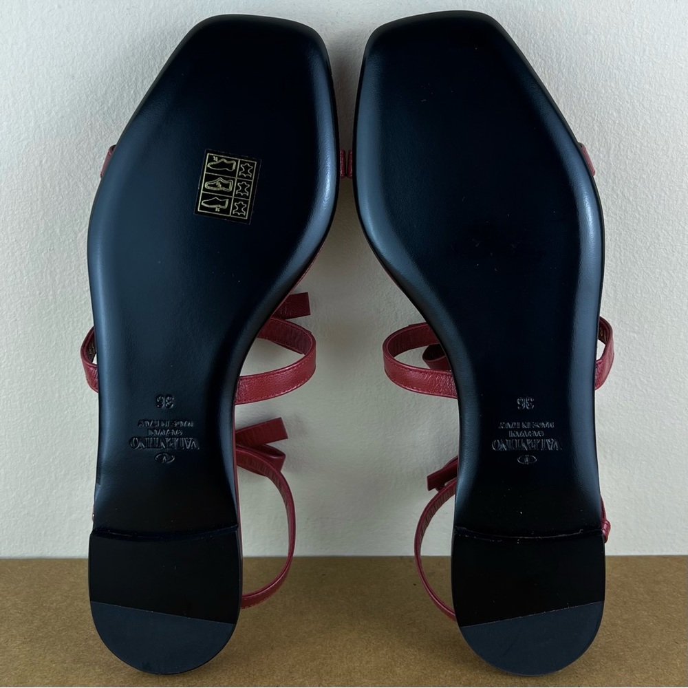 NEW VALENTINO GARAVANI RED BOW LEATHER SANDALS - Picture 13 of 14